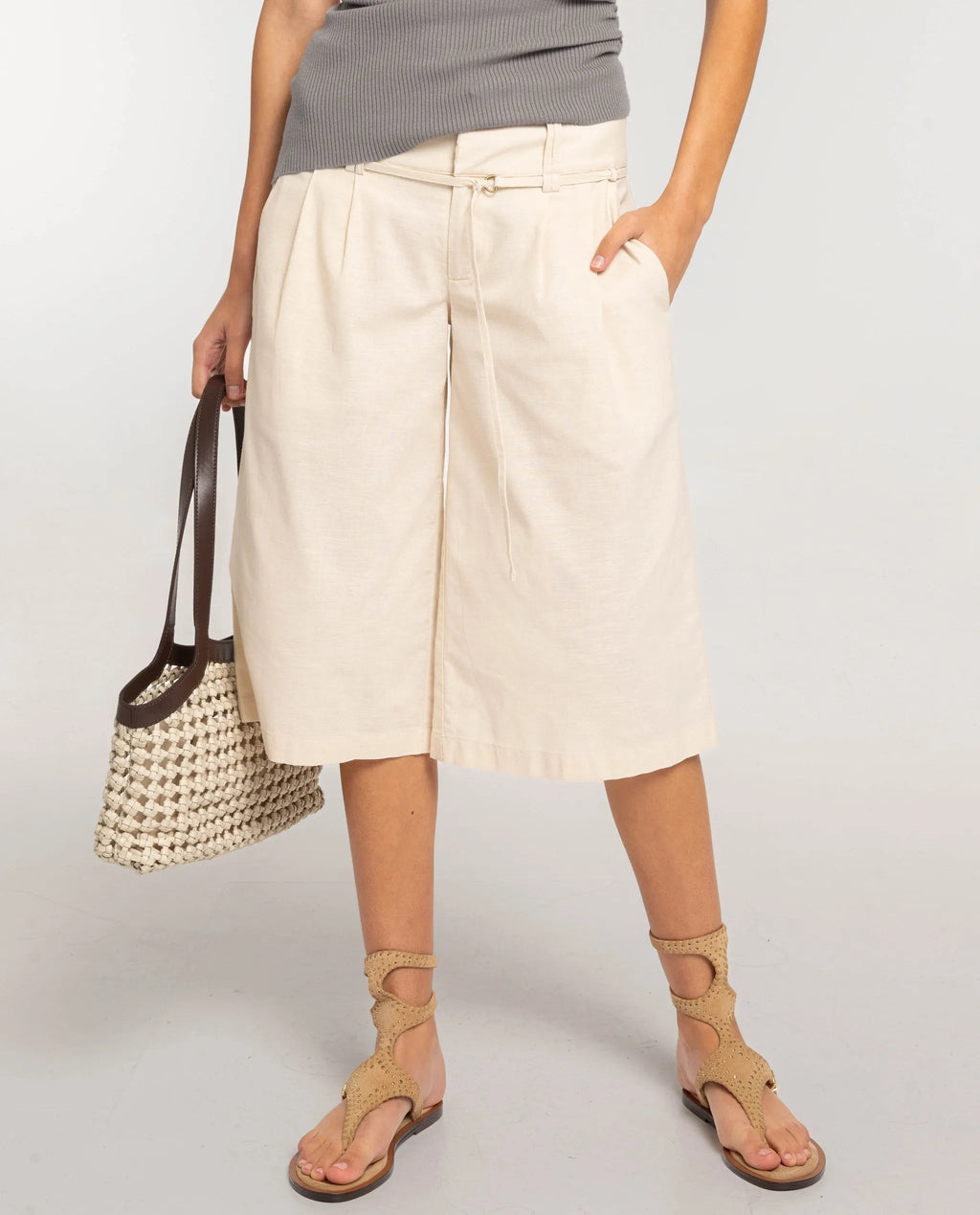 BERMUDA US IN MIND · BEIGE