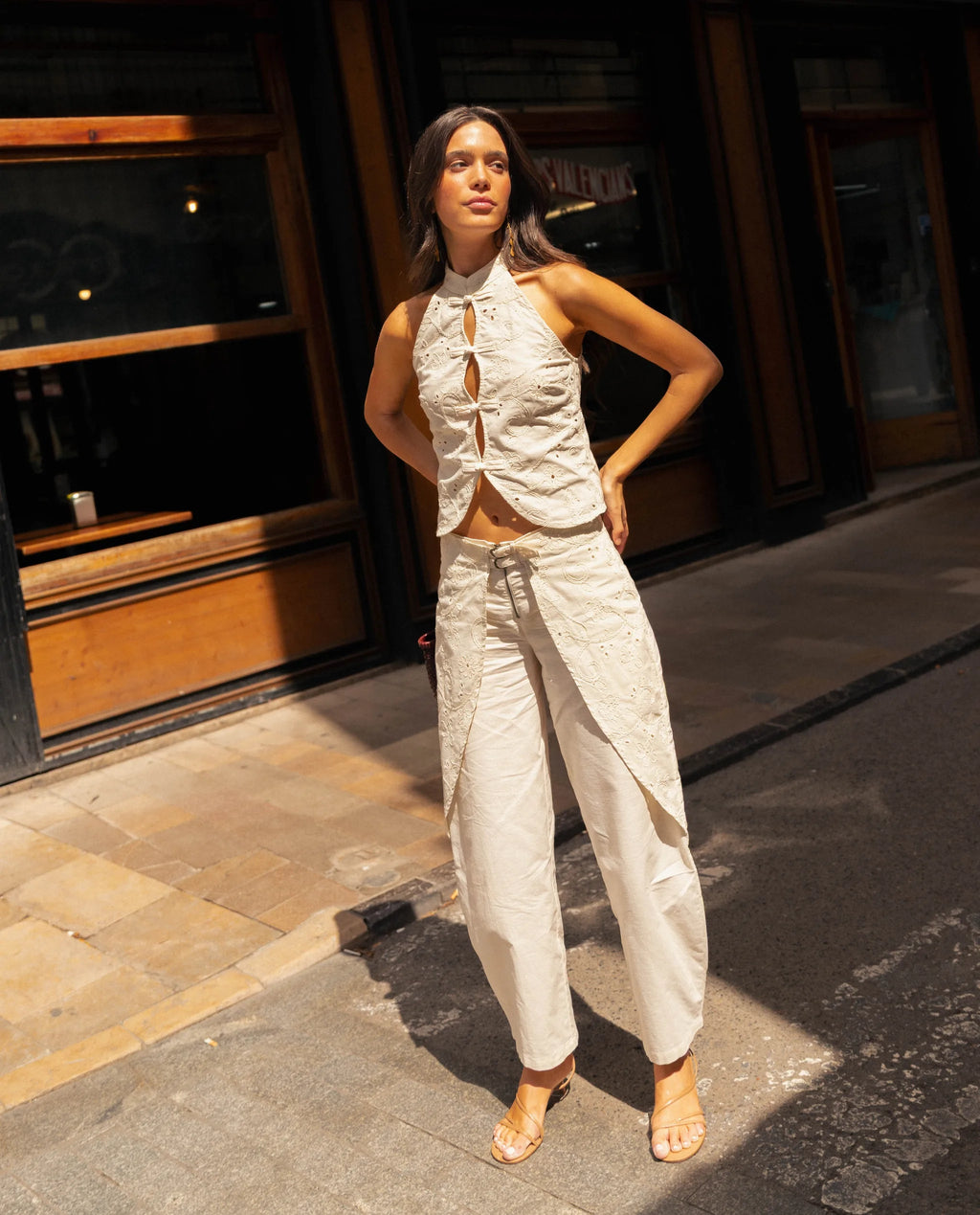 TOP LAST SUNLIGHT · BEIGE