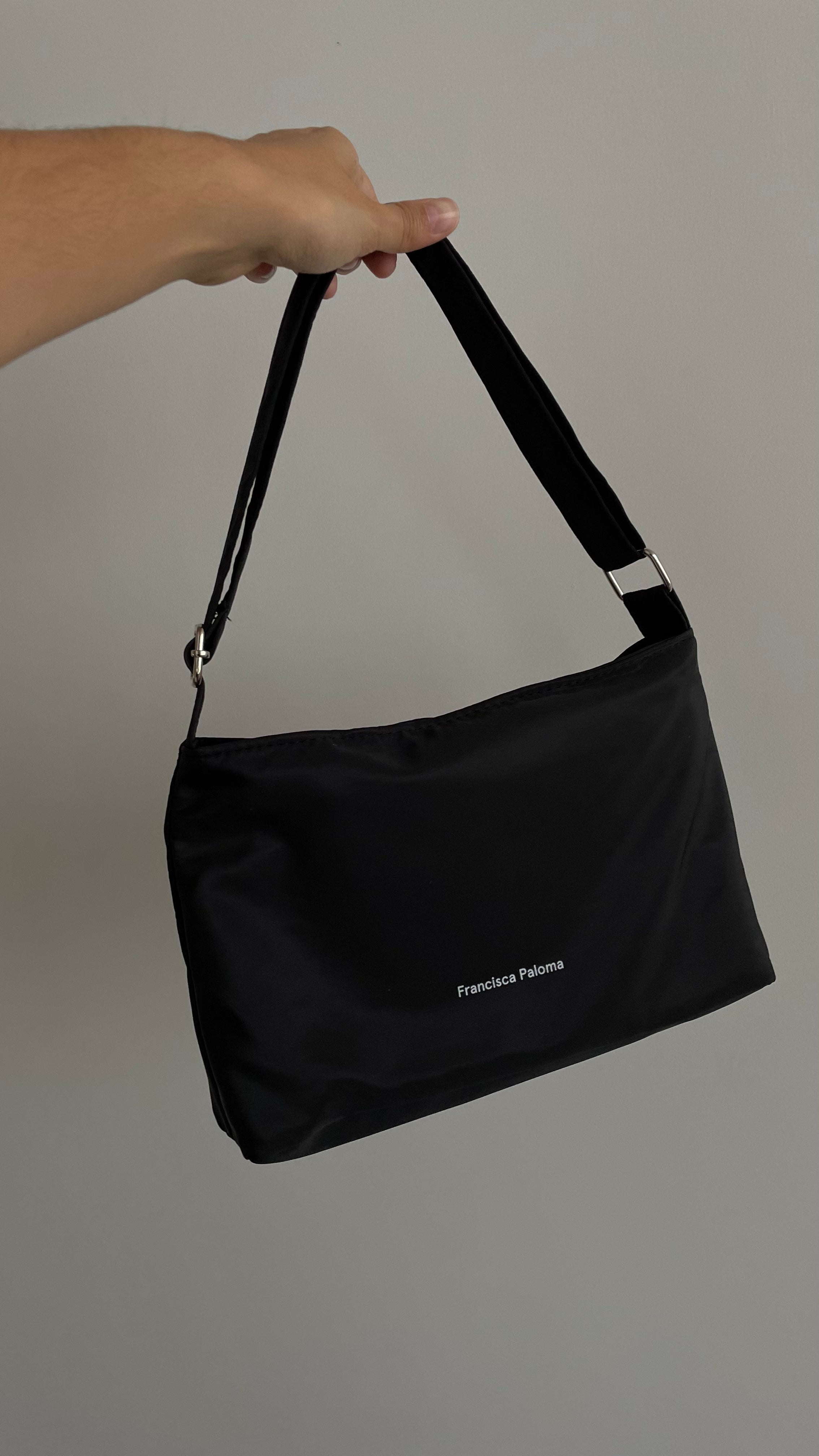 Cartera Luna Negra