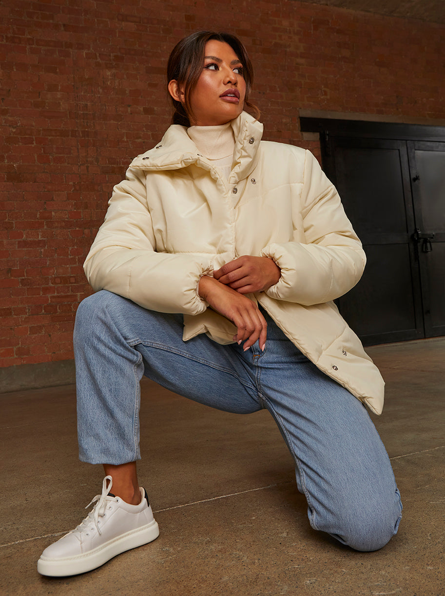 Oversized Duvet Short Padded Coat in Cream