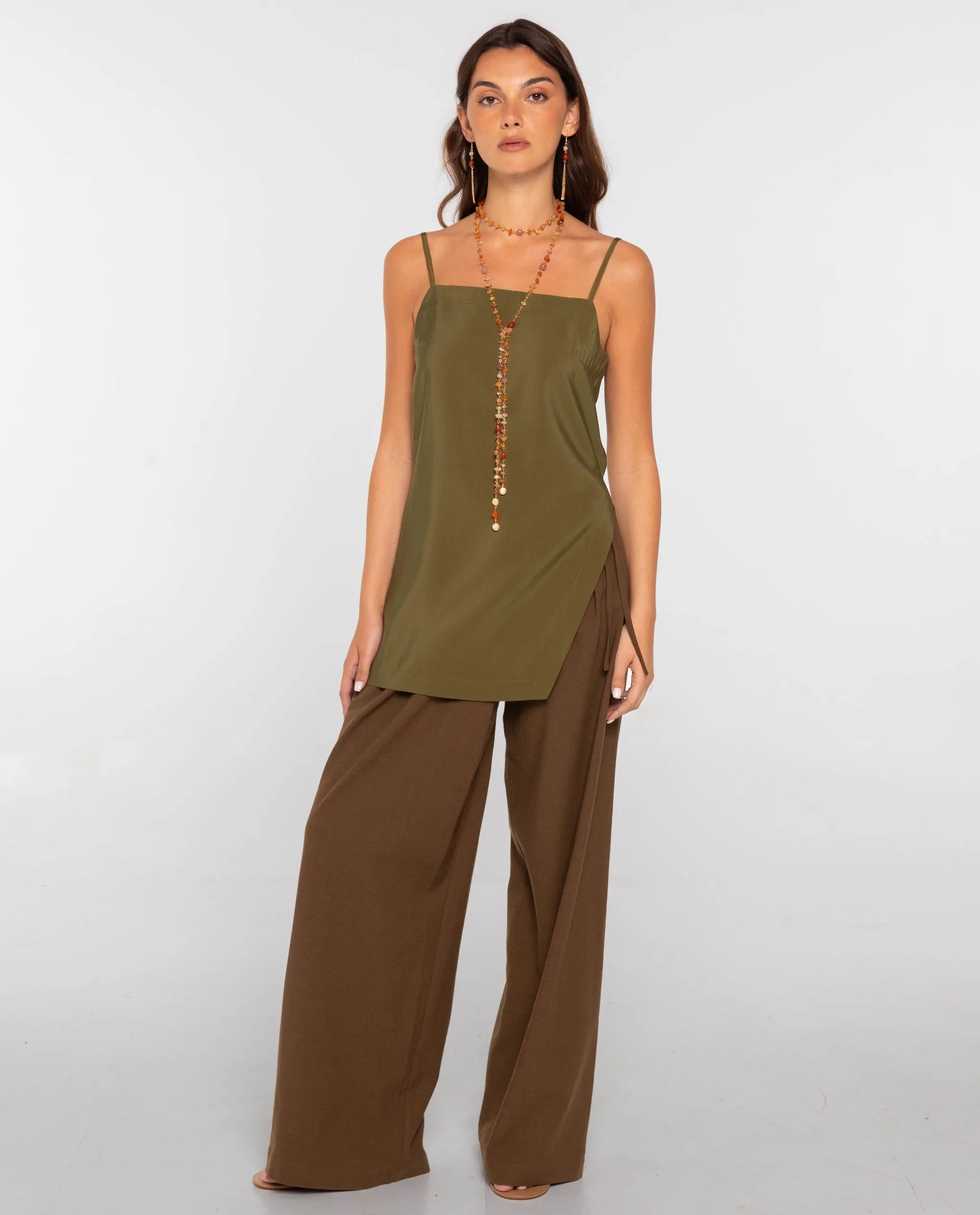 BLUSA CLOSE ENOUGH · VERDE