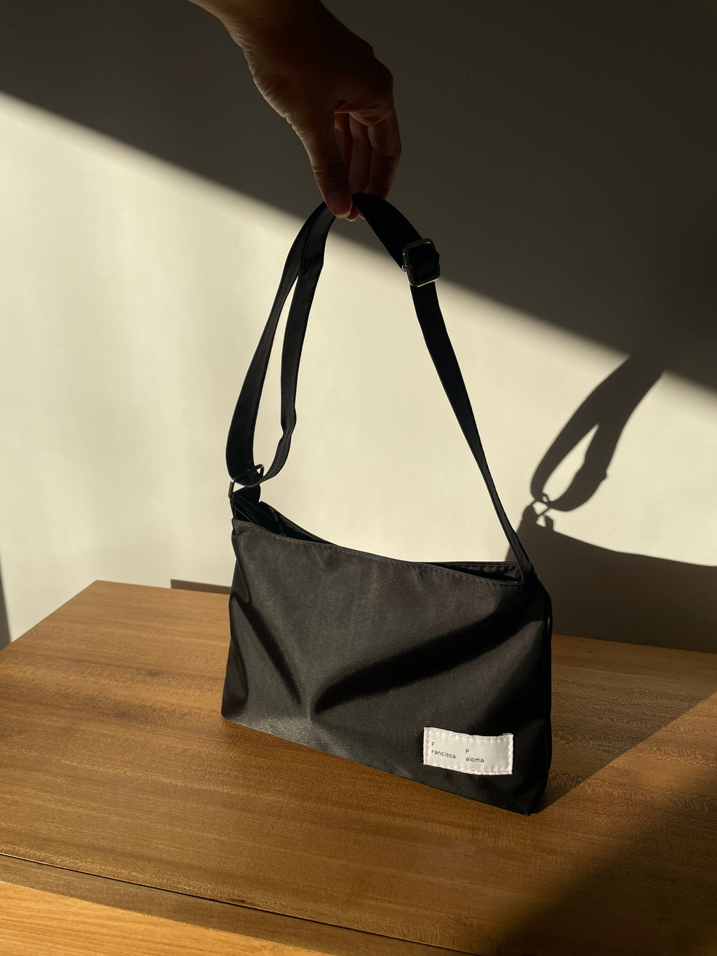 Cartera Luna Negra