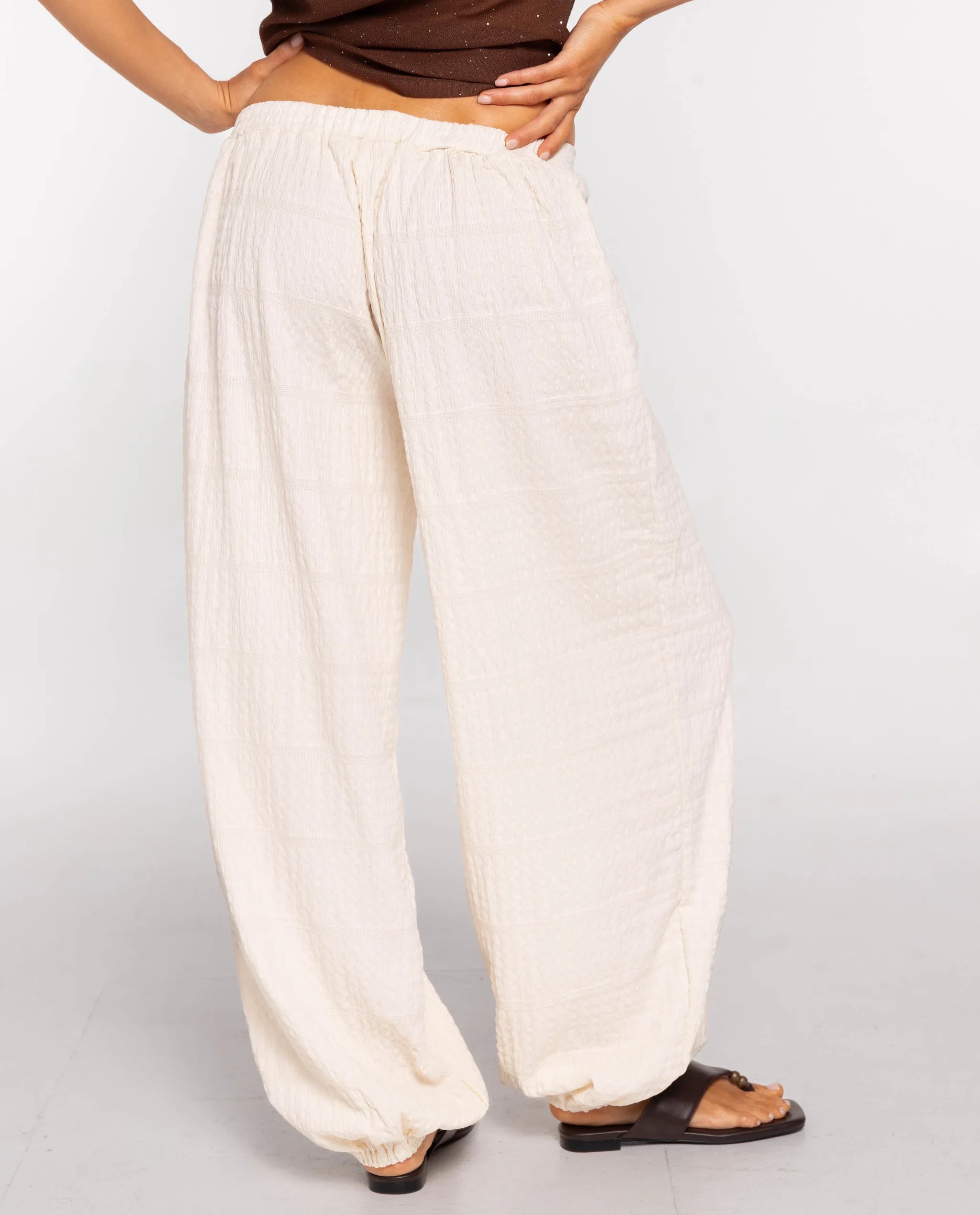 PANTALÓN SIROCO · CRUDO