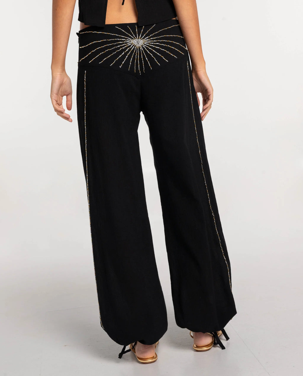 PANTALÓN JUST LEFT · NEGRO